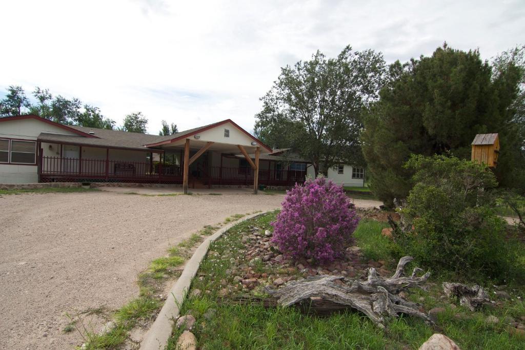 Davis Mountains Inn (Adults Only) Fort Davis Esterno foto