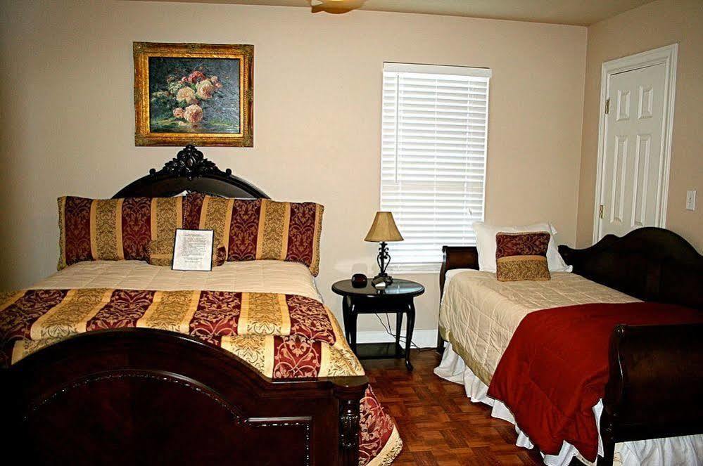Davis Mountains Inn (Adults Only) Fort Davis Esterno foto